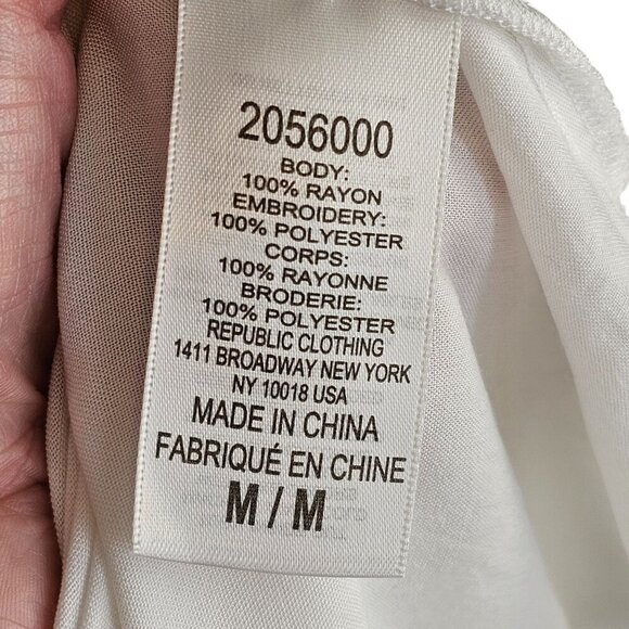 Chelsea & Theodore White Flowy Boho Embroidered Blouse Sz M - Picture 8 of 9